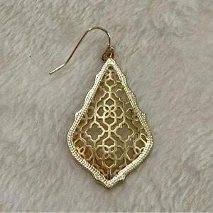 Kendra Scott Addie Drop Earring in Filigree